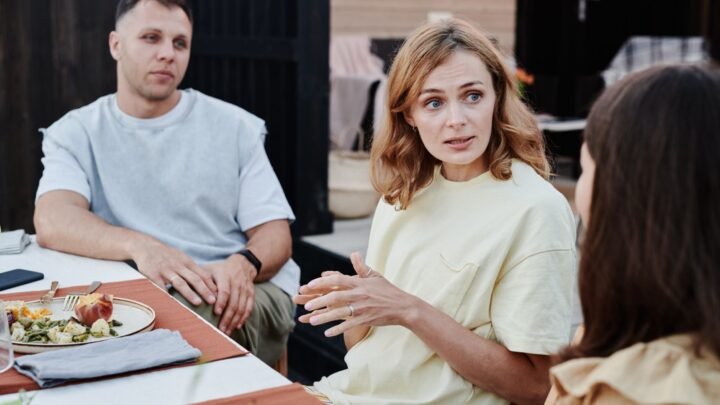 Adult Companionship in Vantaa: A Respectful Dating and Conversation Guide