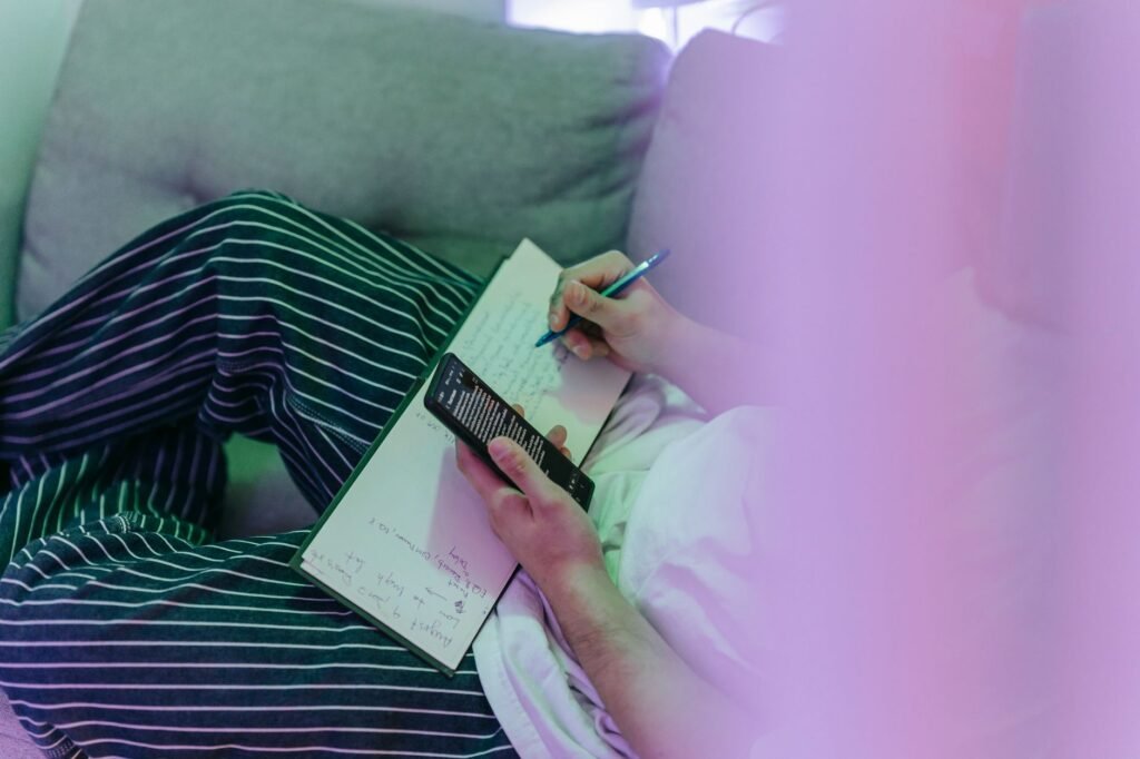 A traveller checking evening plans discreetly in a café