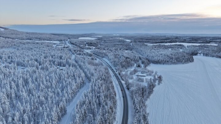 Aikuisten seuraa Kuusamossa: näin tutustut, viestit ja tapaat turvallisesti