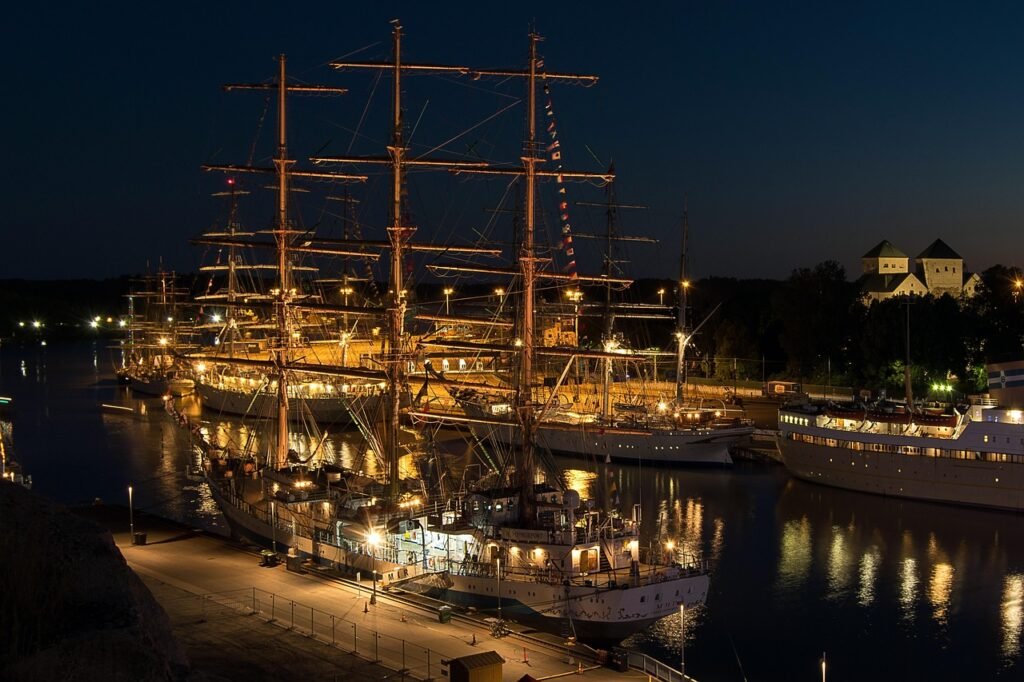 tall ships races, itämeri, aurajoki, luonne, turku, suomi, purjelaiva, 2017, joki, kesä, alus, yö, pimeä, mir, heijastus