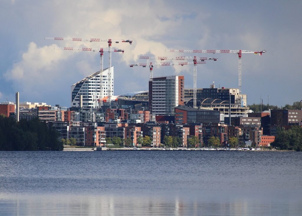 rakentaminen, torninosturin, nosturit, arkkitehtuuri, rakennukset, infrastruktuuria, kaupunkikuvan, horisonttiin, joki, kaupu