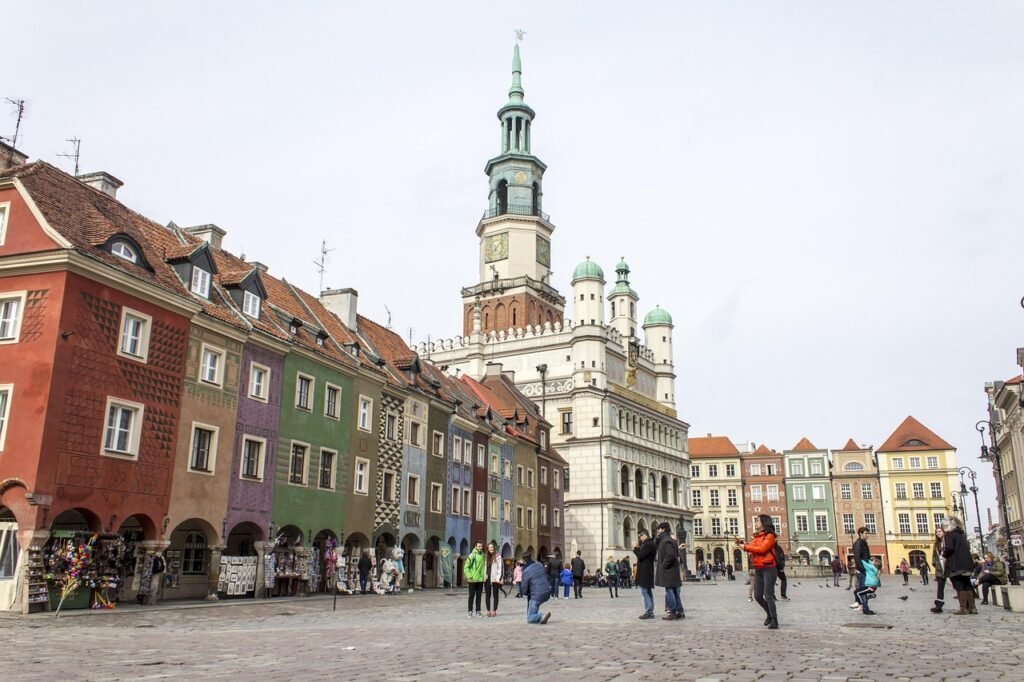poznan, old town square, vanha, kaupunki, historiallinen, värit, rakennukset, puola, town hall