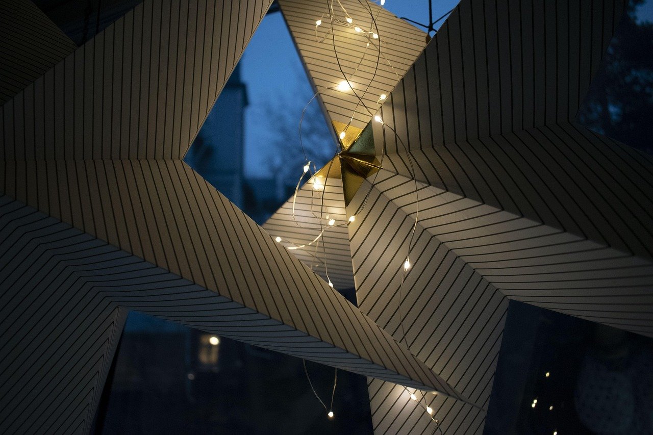 tähti, helsinki, suomi, finland, ikkuna, joulu, valo, ilta, sininen, taivas, kaupunki, rakennus, skandinavia, puutalo, pimeä,