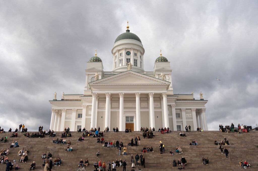 Rauhallinen julkinen kohtaamispaikka Kouvolassa
