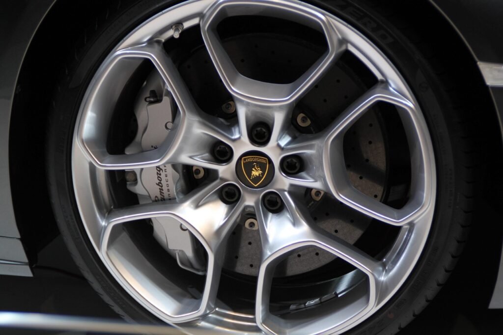 lamborghini, vanteen keskiö, automotive