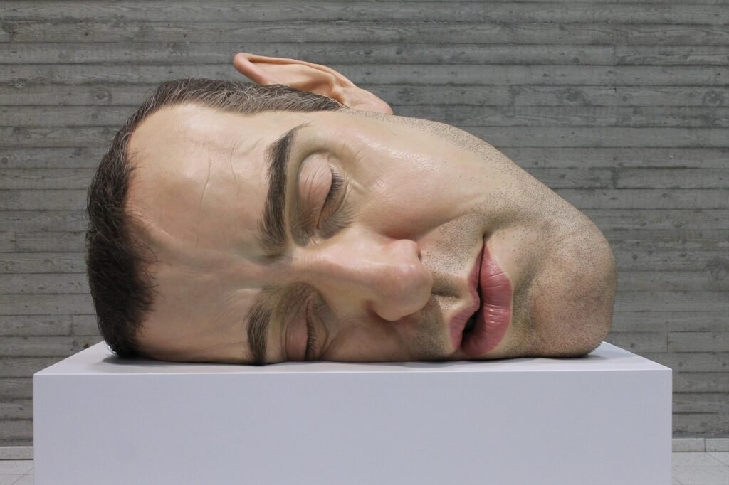 taide, ron mueck, suomi, tampere, museo, abstrakti, taiteellinen, kasvot, naamio, yksityiskohta, pop-taide, saara hilden, mie