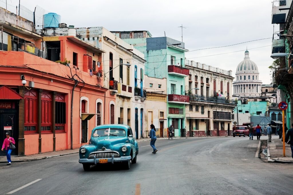 autoja, vanha auto, ajoneuvoon, kuuba, olitimer, havana, klassikko, vanha, auto, vuosikerta, zapata street, vanhojen talojen,