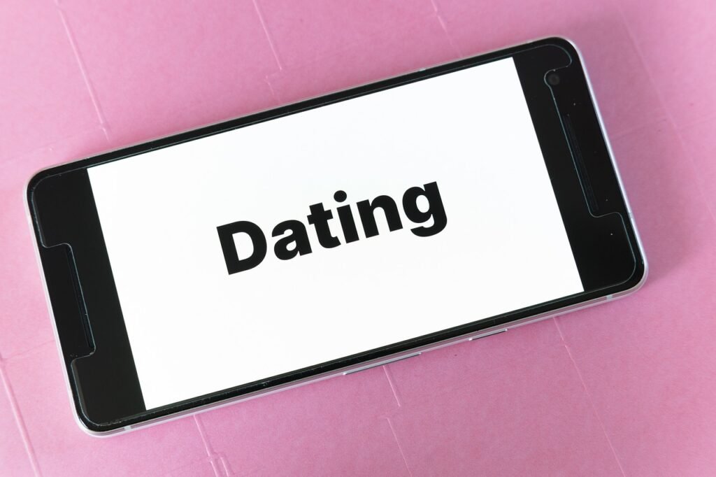 malli, näytön, smartphone, blogi, sana, rakkaus, romanttinen, suhde, vinkkejä, ensimmäinen päivä, miehet, naisia, hetero, muu