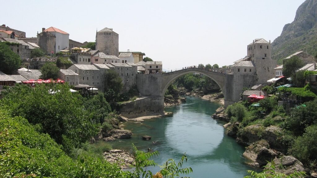 tähti nyt, silta, old town, mostar, bosnia ja hertsegovina, näkymä kaupunkiin, ottomaanien silta, neretva -joki