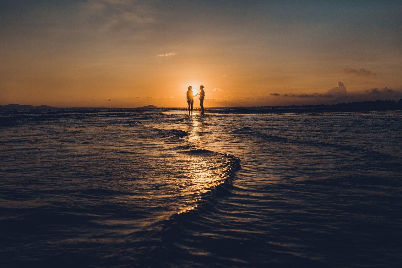 ranta, pari, auringonlasku, luonne, maisemia, maisema, iltahämärä, hämärä, romanttinen