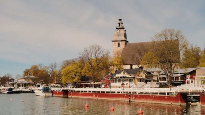 Safe Escort Meetings in Turku: Planning a First Appointment