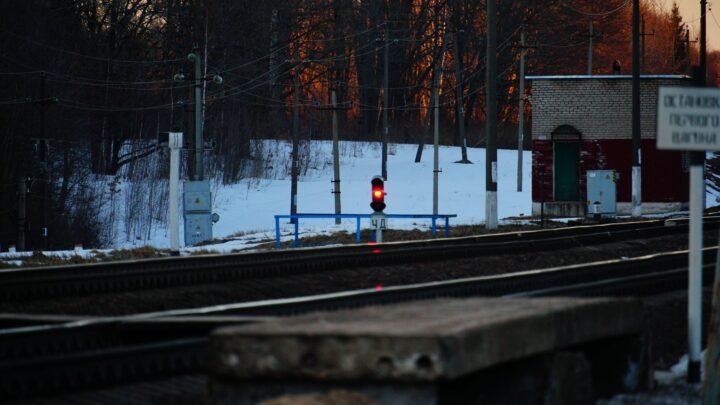 Harjavalta, kun Tampere ja Pori ovat molemmat tunnin päässä: miten rakennat treffi-illan, joka ei nojaa kumpaankaan naapurikaupunkiin