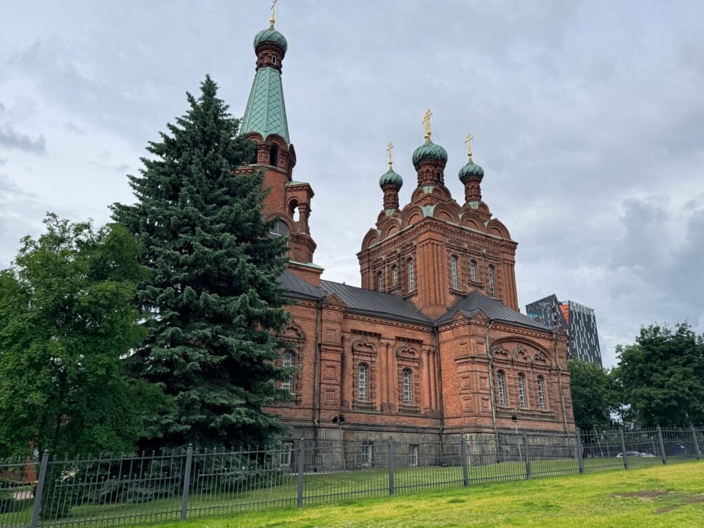 Tarkistuslista turvallista yhteydenottoa varten Tampereella