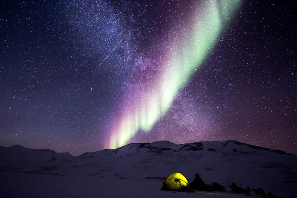 yö, aurora, lumi, pohjoisnapa, luonne, polar lights, aurora borealis, alaska, arktinen, northen lights, valonsäde, tilaa, mai